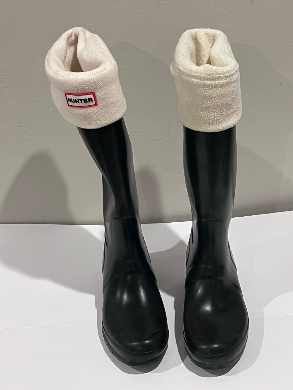 Hunter Boots and Cream Fold-Over Boot Socks with Logo Patch